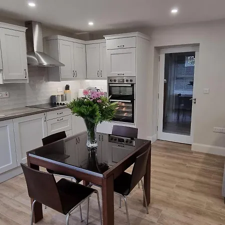 Cosy, Modern House In Leap Village