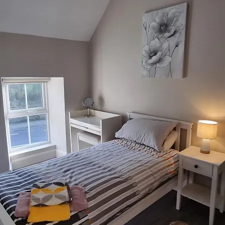 Cosy, Modern House In Leap Village Vakantiehuis *