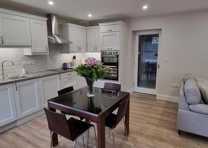 Cosy, Modern House In Leap Village